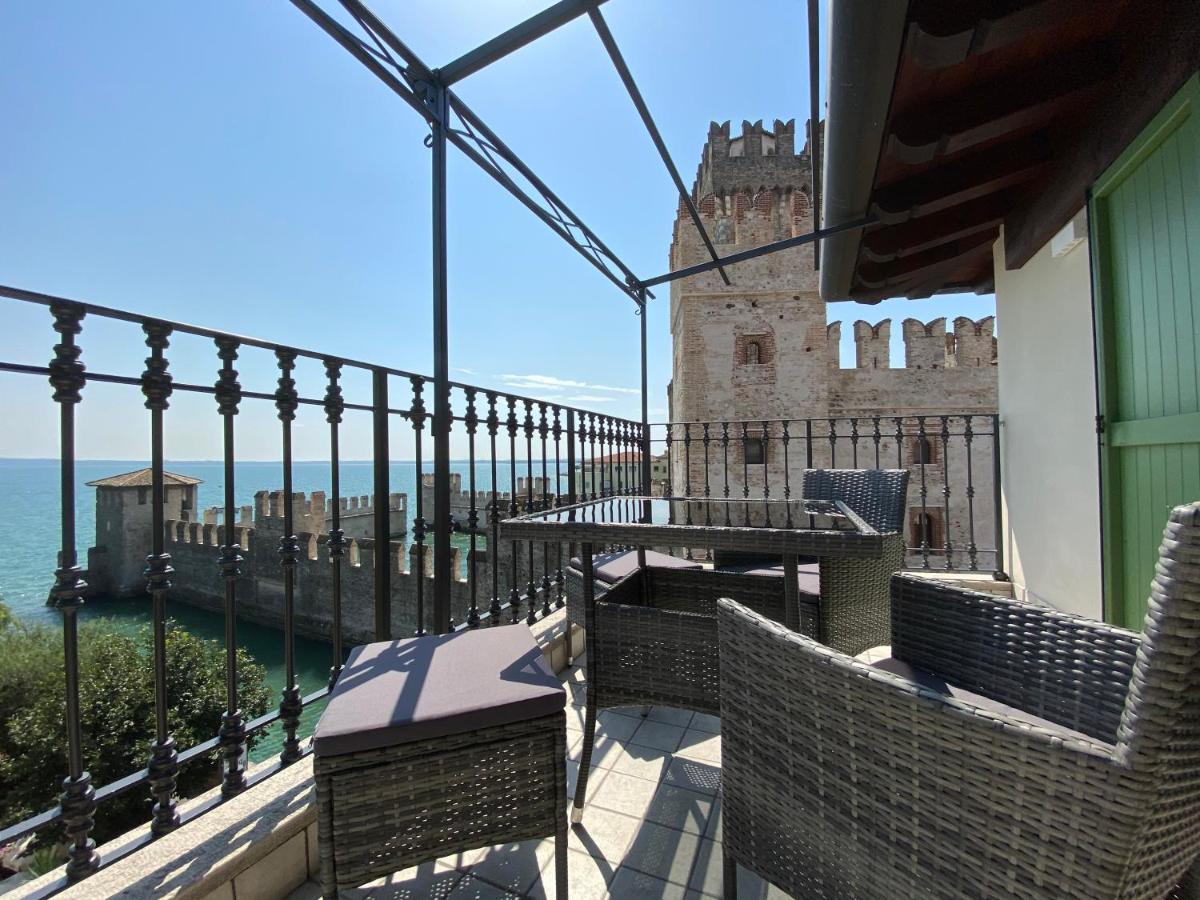 Castello Mavino Apartment Sirmione Exterior foto